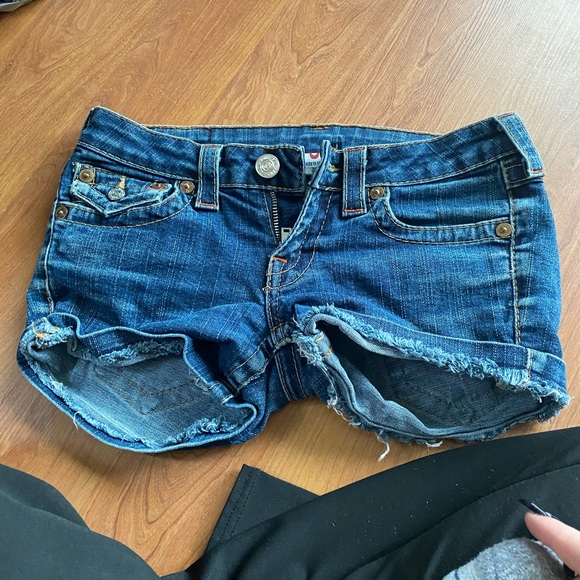 Long leg jeans and jean shorts - Picture 6 of 7